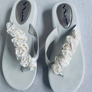 Nina ladies dressy flip flop